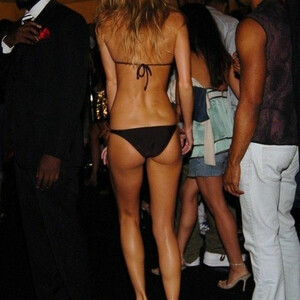 Nude Celebrity Picture Marisa Miller 122 pic