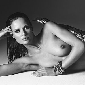 Naked Celebrity Pic Marlijn Hoek 004 pic