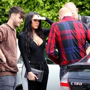 Nude Celebrity Picture Marnie Simpson 007 pic