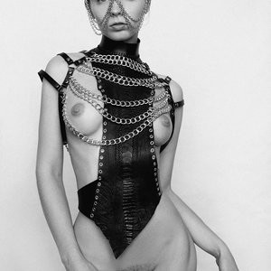 Nude Celebrity Picture Marta Gromova 022 pic