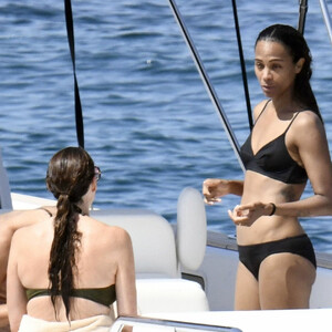 Free Nude Celeb Zoe Saldana 059 pic