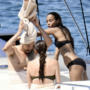 Best Celebrity Nude Zoe Saldana 061 pic