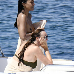 Leaked Zoe Saldana 077 pic
