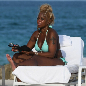 Leaked Celebrity Pic Mary J. Blige 009 pic