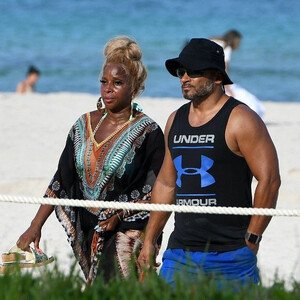 Real Celebrity Nude Mary J. Blige 043 pic