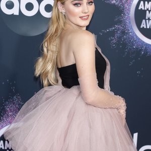Celebrity Nude Pic Meg Donnelly 037 pic