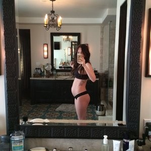 Celebrity Nude Pic Megan Fox 014 pic