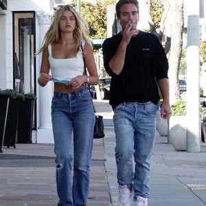 Megan Irwin Steps Out with a Male Friend in LA (20 Photos) - Leaked Nudes