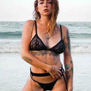 Celeb Naked Melanie Mauriello 063 pic