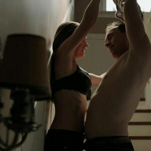 Celeb Naked Merritt Patterson 039 pic