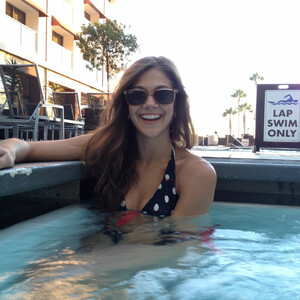Celeb Nude Mia Serafino 017 pic