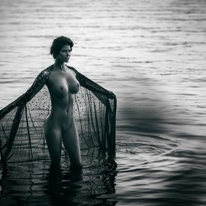 Naked Celebrity Pic Micaela Schäfer 017 pic