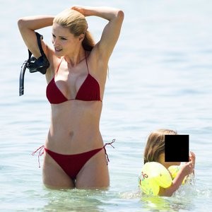 Celebrity Leaked Nude Photo Michelle Hunziker 010 pic