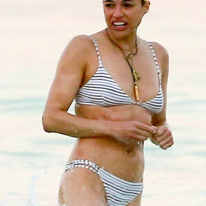 Celeb Nude Michelle Rodriguez 057 pic