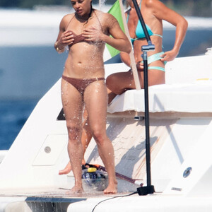 Free Nude Celeb Michelle Rodriguez 008 pic