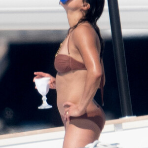 Newest Celebrity Nude Michelle Rodriguez 055 pic