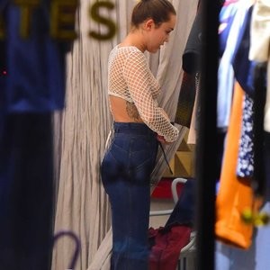 Miley Cyrus See Through (2 Photos) – Leaked Nudes