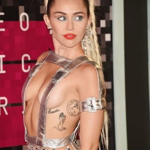 Famous Nude Miley Cyrus 164 pic