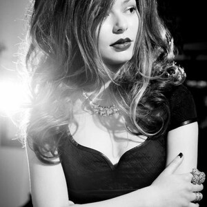Naked celebrity picture Miranda Cosgrove 019 pic