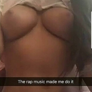 Celebrity Leaked Nude Photo Molly Eskam 050 pic