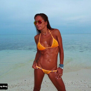 Naked Celebrity Pic Monimalibu 065 pic