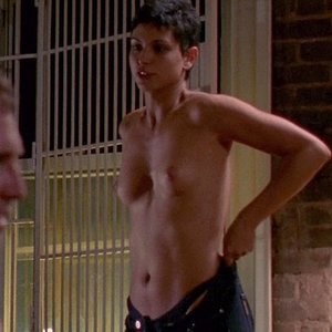 Celebrity Nude Pic Morena Baccarin, Nude Celebrity Videos 001 pic