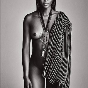 Hot Naked Celeb Naomi Campbell 004 pic