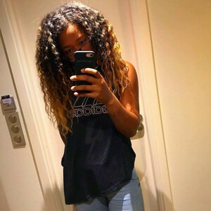 Naked celebrity picture Naomi Osaka 037 pic