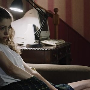 Natalia Dyer Sexy – Yes, God, Yes (2017) 1080p – Leaked Nudes