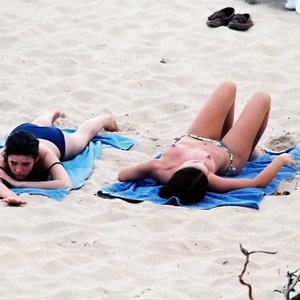 Real Celebrity Nude Natalie Portman 006 pic
