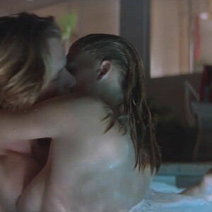 Free Nude Celeb Natasha Henstridge 017 pic