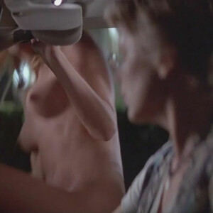 Nude Celebrity Picture Natasha Henstridge 019 pic