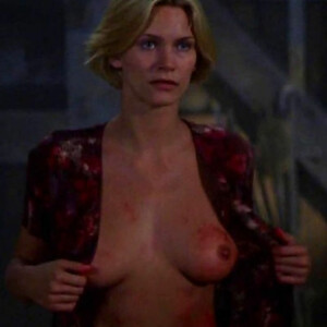 celeb nude Natasha Henstridge 062 pic