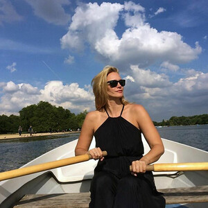 Celebrity Leaked Nude Photo Natasha Henstridge 103 pic