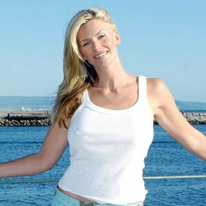 Celebrity Leaked Nude Photo Natasha Henstridge 110 pic