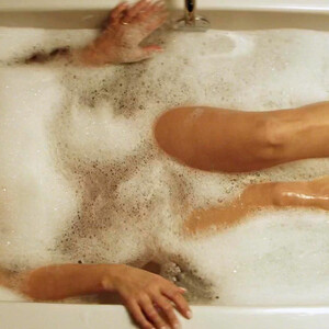 Celebrity Nude Pic Natasha Henstridge 159 pic