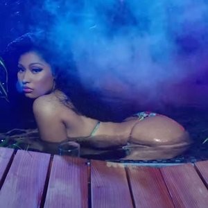 Celebrity Naked Nicki Minaj 007 pic