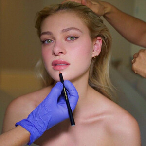 Celeb Naked Nicola Peltz 032 pic