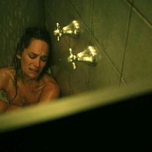Real Celebrity Nude Nicole Da Silva 018 pic
