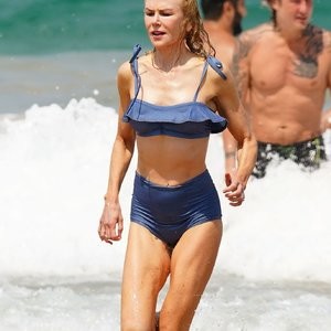 Nicole Kidman Hits the Beach While in Sydney with Her Family (99 Photos) – Leaked Nudes