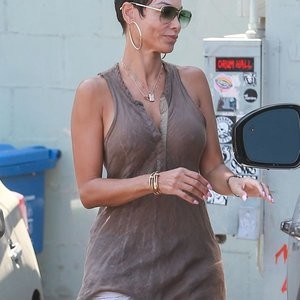 Naked celebrity picture Nicole Murphy 016 pic