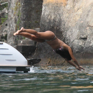 Naked Celebrity Nicole Scherzinger 031 pic