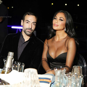 Naked celebrity picture Nicole Scherzinger 013 pic
