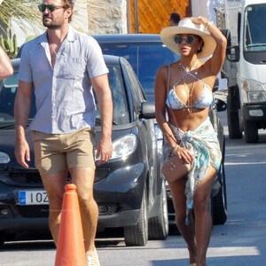 Naked celebrity picture Nicole Scherzinger 002 pic