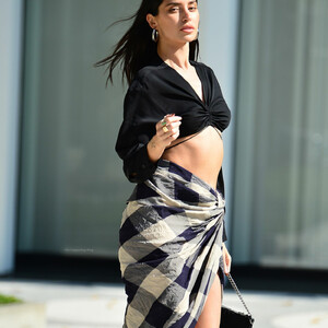 Naked Celebrity Pic Nicole Williams 007 pic