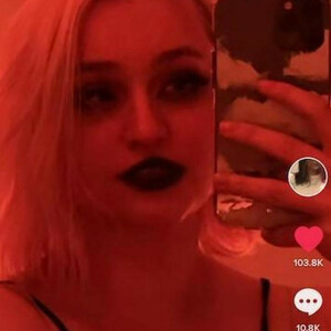 Celebrity Leaked Nude Photo Niki Nihachu 014 pic