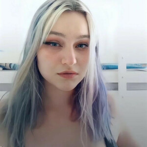 Nude Celebrity Picture Niki Nihachu 024 pic