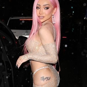 Nikita Dragun Shows Off Her Boobs in Hollywood (14 Photos + Videos) - Leaked Nudes