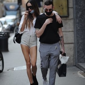 Nina MoriÄ‡ Is Pictured Shopping Downtown With a Friend (49 Photos) - Leaked Nudes