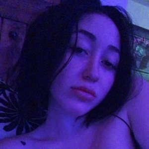 Leaked Celebrity Pic Noah Cyrus 046 pic